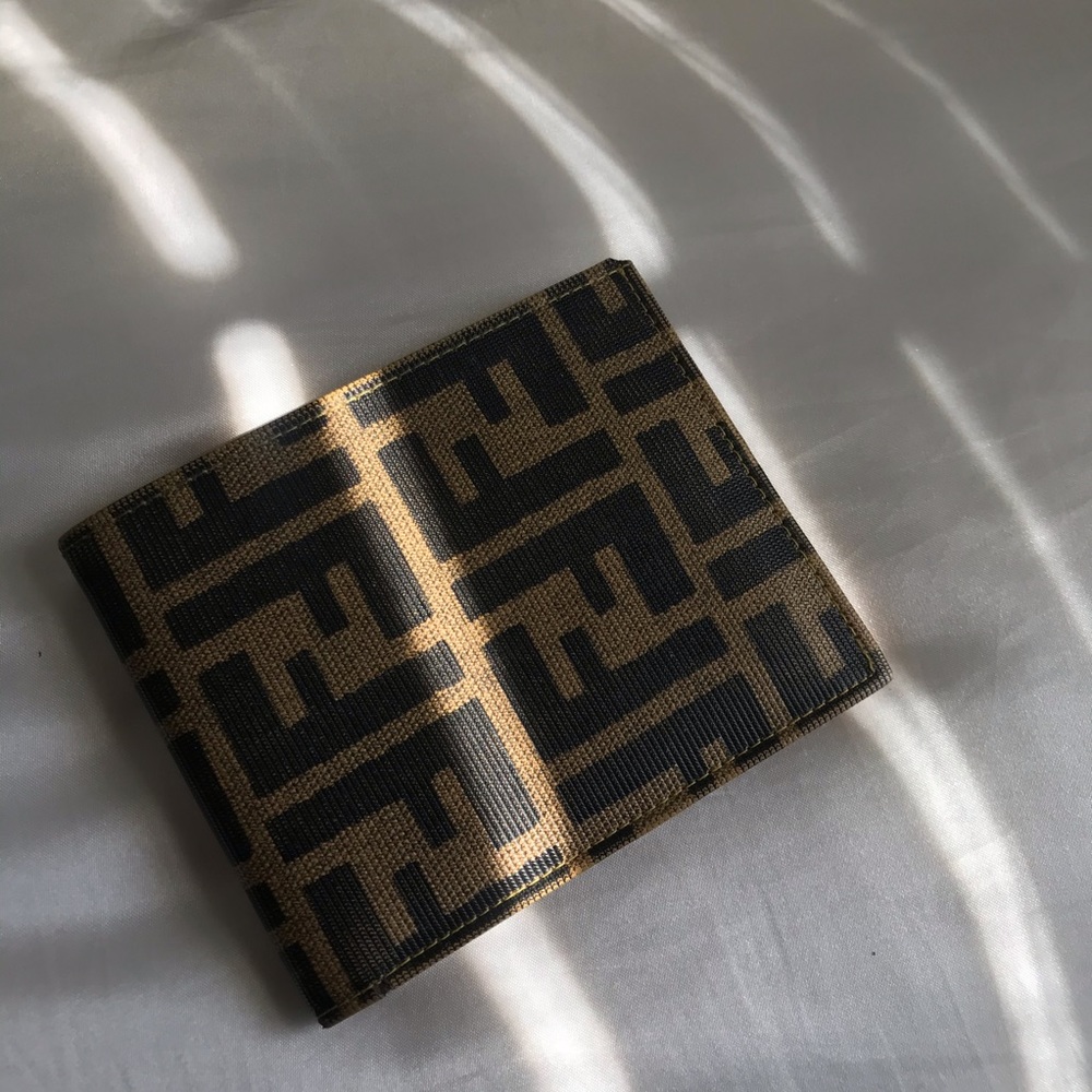 FENDI WALLET